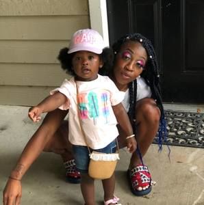 Meet your Posher, Kayla